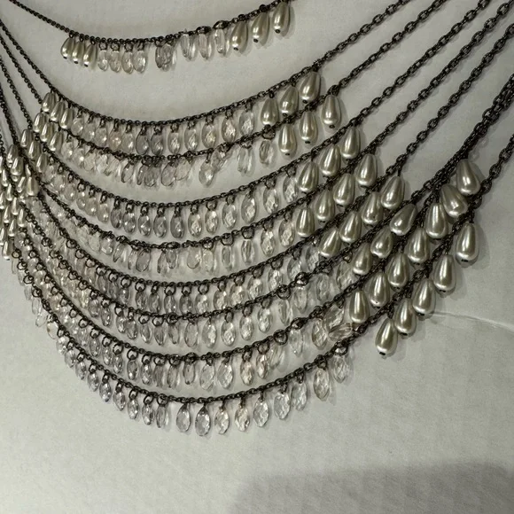 Breathtaking waterfall of silver + white droplet beads. Drapes beautifully. New! - Picture 4 of 6